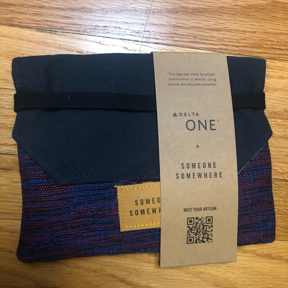 Delta One Amenity Bag